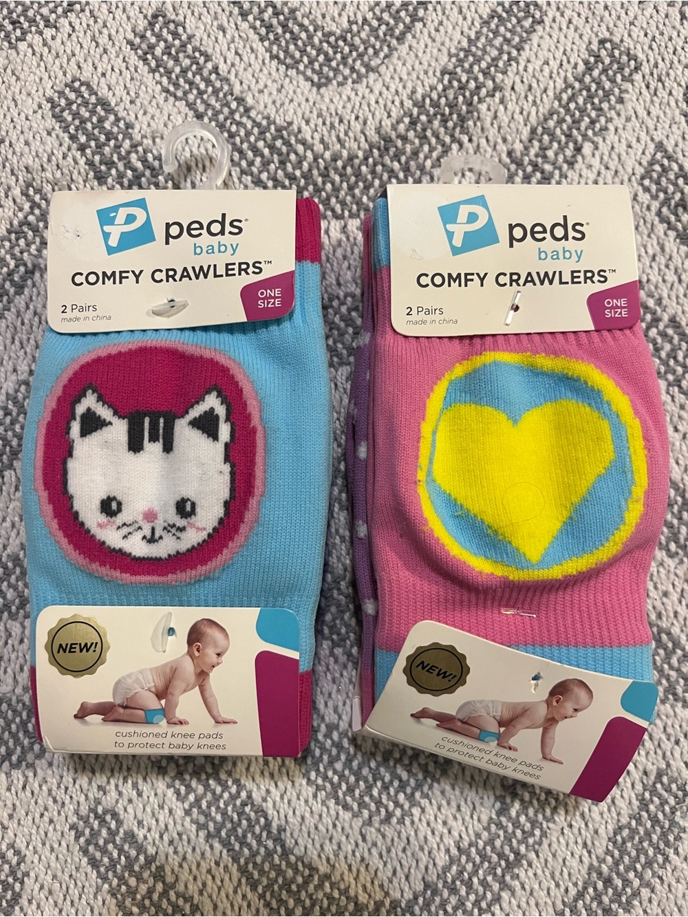 Peds Baby Comfy Crawlers OS NWT